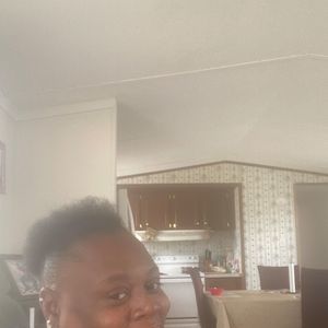 Meet your Posher, Chanel